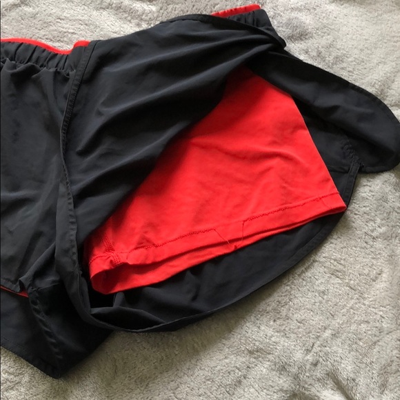Red Nike shorts - Picture 2 of 2
